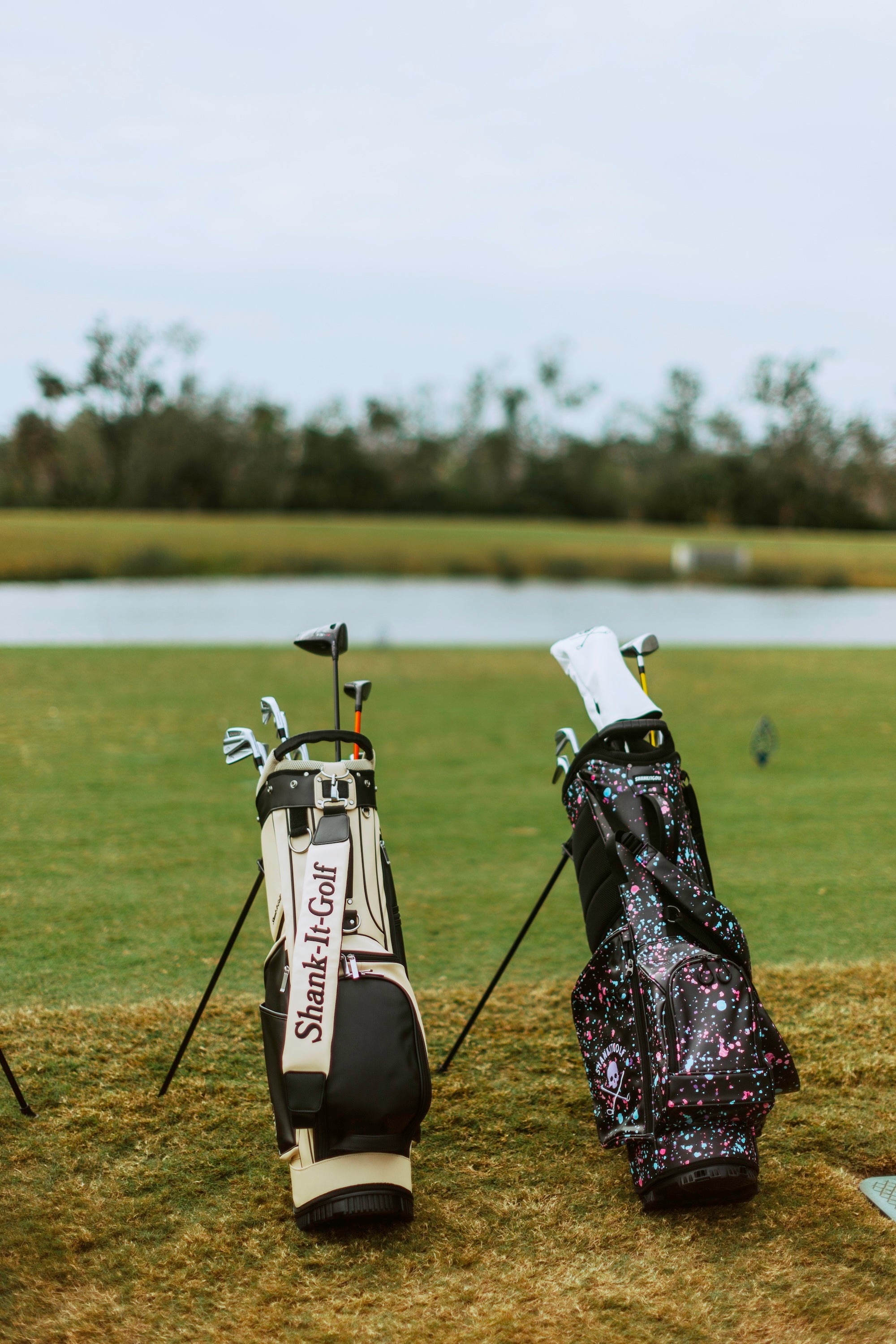 Legalize Mulligans Beige Golf Bag