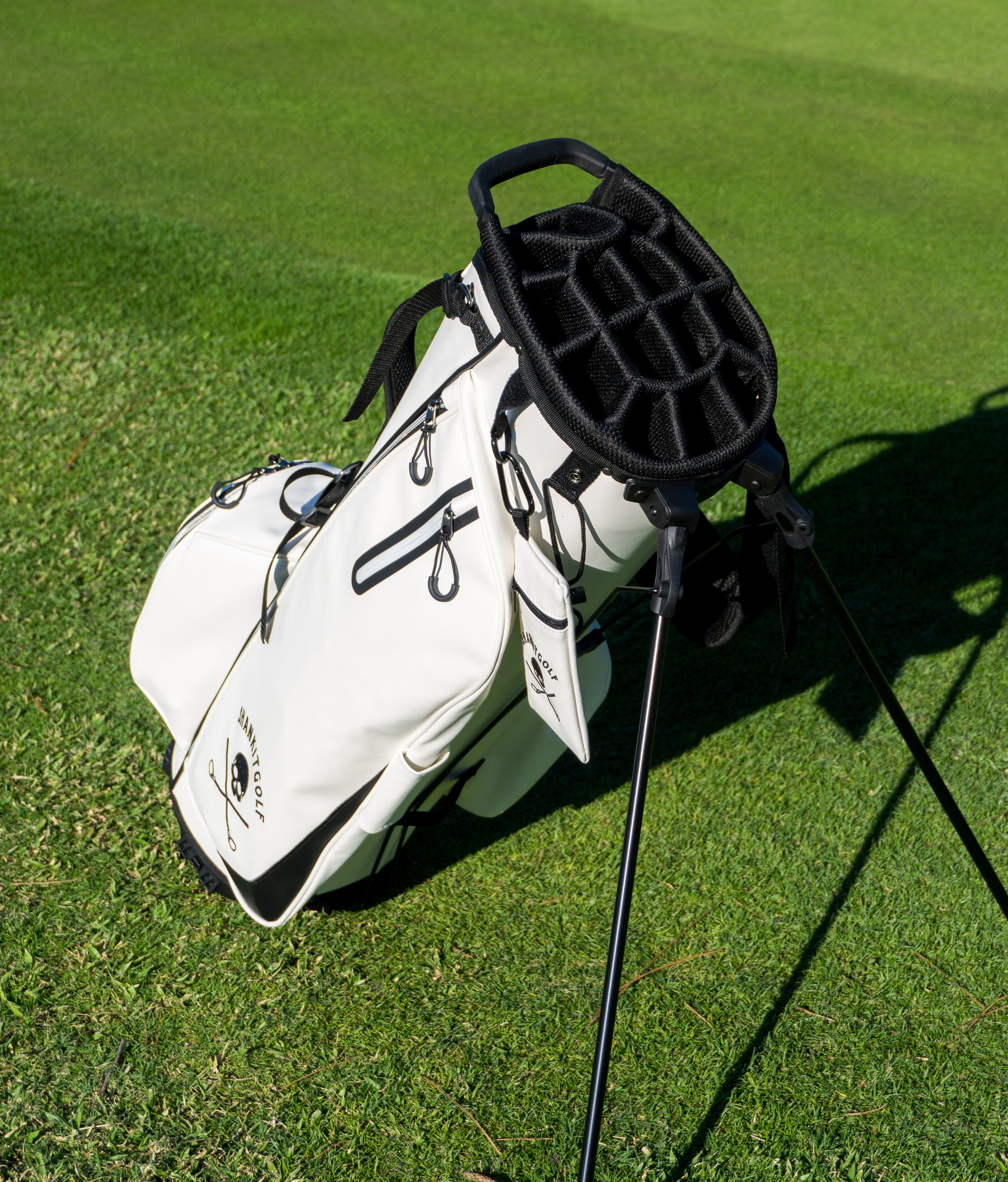 Shankitgolf White Golf Bag – Shank it Golf